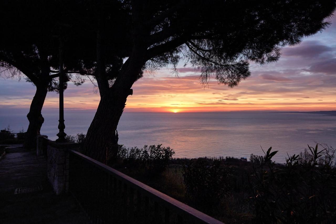 Best Vasto Luaran gambar